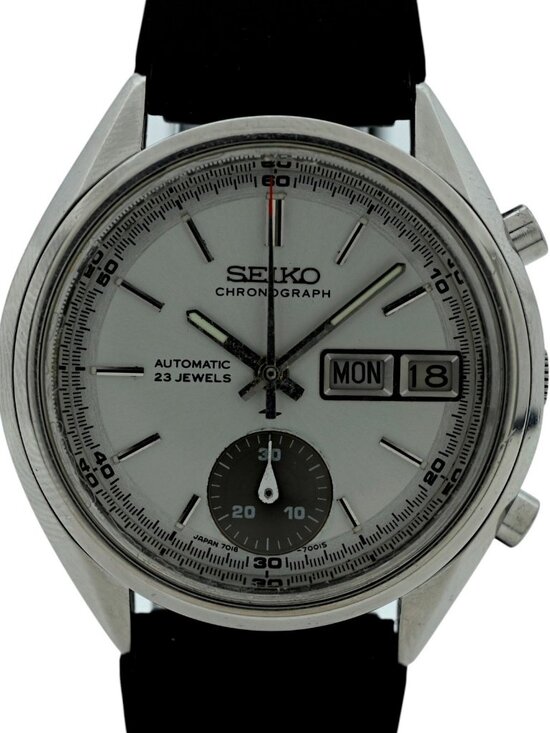 Seiko 37mm Men\'s Flyback Automatic Chronograph Day-Date Watch! Ref: 7018-7000! main image 4